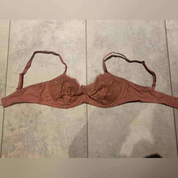 Wired bra without padding - Picture 1 of 3